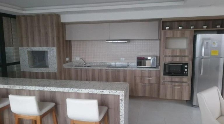 Imagem Apartamento com 2 Quartos à Venda, 50 m² em Centro - Curitiba