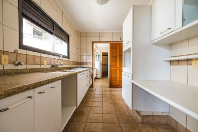 Imagem Apartamento com 4 Quartos à Venda, 254 m² em Centro - Florianópolis Imagem Apartamento com 4 Quartos à Venda, 254 m² em Centro - Florianópolis