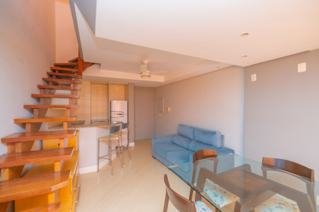 Imagem Imóvel com 1 Quarto à Venda, 47 m² em Menino Deus - Porto Alegre Imagem Imóvel com 1 Quarto à Venda, 47 m² em Menino Deus - Porto Alegre