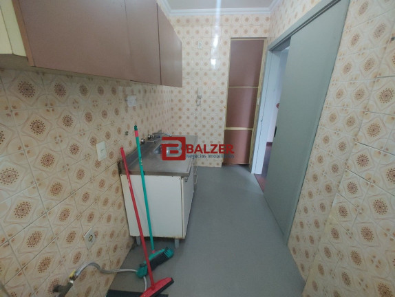 Imagem Apartamento com 2 Quartos à Venda, 70 m² em Centro - Florianópolis Imagem Apartamento com 2 Quartos à Venda, 70 m² em Centro - Florianópolis