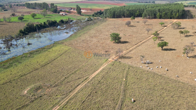 Imóvel com 5 Quartos à Venda, 500 m² em área Rural De Sete Lagoas - Sete Lagoas
