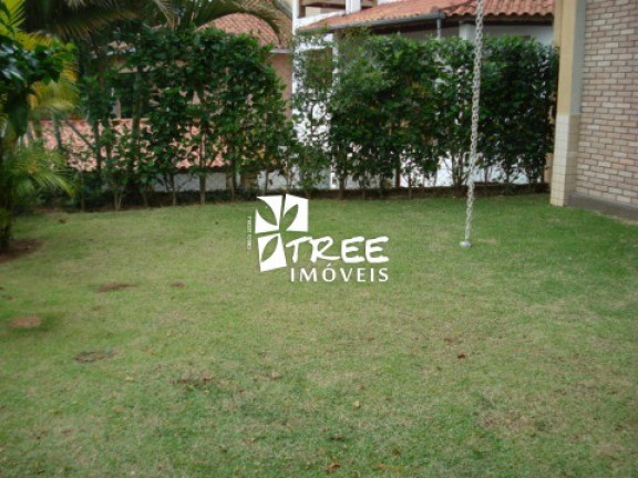 Imagem Casa com 2 Quartos à Venda, 250 m² em Arujá Country Club - Arujá Imagem Casa com 2 Quartos à Venda, 250 m² em Arujá Country Club - Arujá