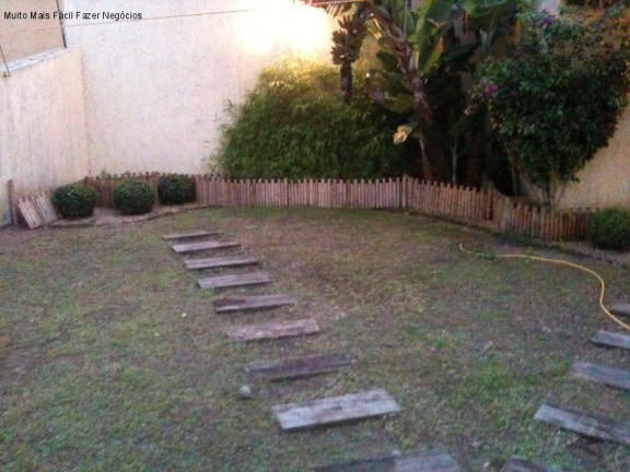 Imagem Sobrado com 3 Quartos à Venda, 266 m² em Aberta Dos Morros - Porto Alegre