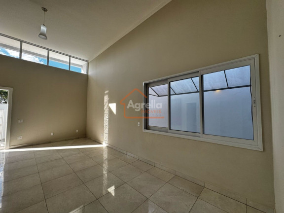 Imagem Casa com 3 Quartos à Venda, 360 m² em Jardim Patrícia - Mogi Mirim Imagem Casa com 3 Quartos à Venda, 360 m² em Jardim Patrícia - Mogi Mirim