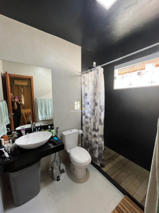 Imagem Casa com 3 Quartos à Venda, 275 m² em Parque Residencial Laranjeiras - Serra Imagem Casa com 3 Quartos à Venda, 275 m² em Parque Residencial Laranjeiras - Serra