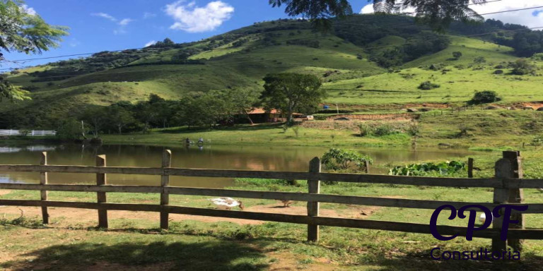 Imagem Imóvel com 3 Quartos à Venda, 5 m² em Centro - Ouro Fino