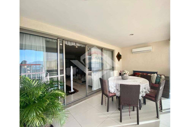 Apartamento com 4 Quartos à Venda, 233 m² em Barra Da Tijuca - Rio De Janeiro