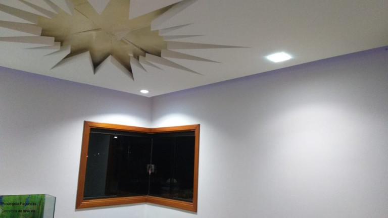 Imagem Casa com 2 Quartos à Venda, 90 m² em Santa Teresa - Poços De Caldas Imagem Casa com 2 Quartos à Venda, 90 m² em Santa Teresa - Poços De Caldas