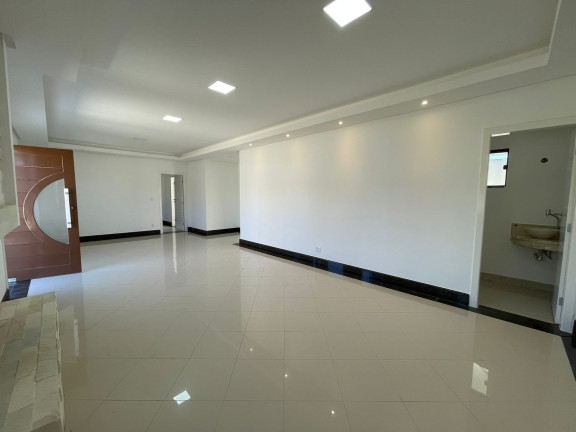 Imagem Casa com 5 Quartos à Venda, 225 m² em Recreio - Vitória Da Conquista Imagem Casa com 5 Quartos à Venda, 225 m² em Recreio - Vitória Da Conquista