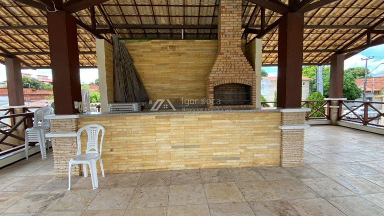Imagem Casa com 4 Quartos à Venda, 185 m² em Cidade Dos Funcionários - Fortaleza