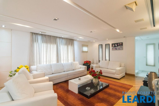 Imagem Casa de Condomínio com 3 Quartos à Venda, 474 m² em Vila Gilda - Santo André