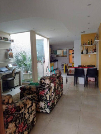 Imagem Casa com 2 Quartos à Venda, 210 m² em Campo Grande - Rio De Janeiro Imagem Casa com 2 Quartos à Venda, 210 m² em Campo Grande - Rio De Janeiro