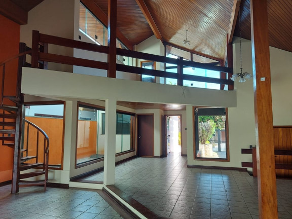 Casa com 3 Quartos à Venda, 400 m² em Jardim Das Nações - Taubaté