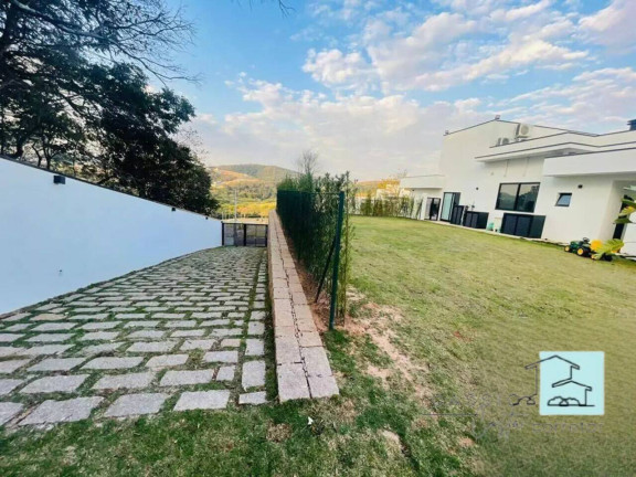 Casa com 3 Quartos à Venda, 1.600 m² em Santa Isabel - Louveira