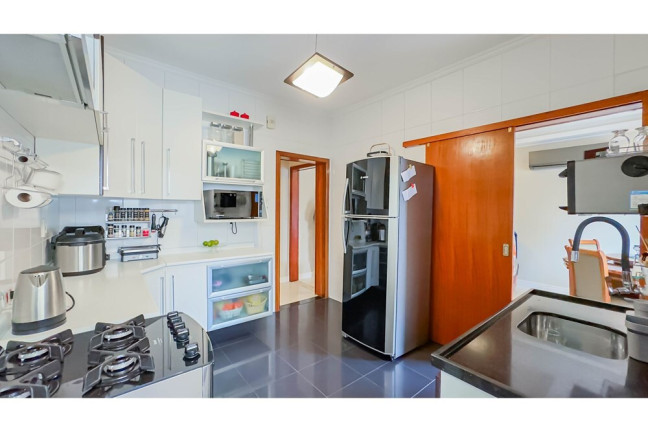 Imagem Apartamento com 2 Quartos à Venda, 83 m² em Teresópolis - Porto Alegre