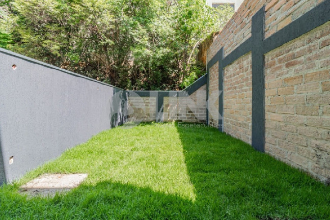 Imagem Casa com 3 Quartos à Venda, 210 m² em Chácara Das Pedras - Porto Alegre Imagem Casa com 3 Quartos à Venda, 210 m² em Chácara Das Pedras - Porto Alegre