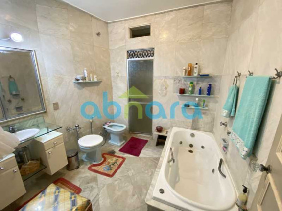 Imagem Apartamento com 3 Quartos à Venda, 285 m² em Copacabana - Rio De Janeiro
