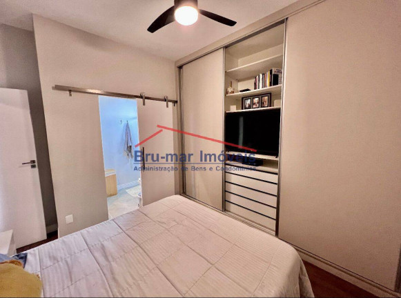 Imagem Apartamento com 2 Quartos à Venda, 77 m² em Pompéia - Santos