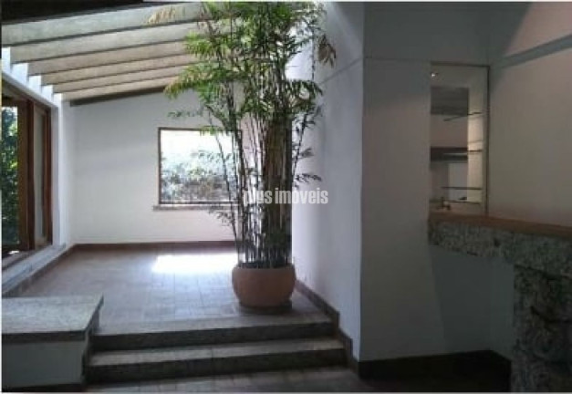 Imagem Casa com 4 Quartos para Alugar, 599 m² em Cidade Jardim - São Paulo Imagem Casa com 4 Quartos para Alugar, 599 m² em Cidade Jardim - São Paulo