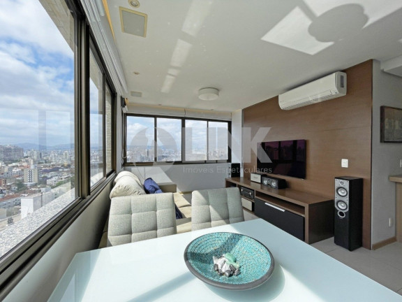 Imagem Apartamento com 3 Quartos à Venda, 95 m² em Independência - Porto Alegre Imagem Apartamento com 3 Quartos à Venda, 95 m² em Independência - Porto Alegre