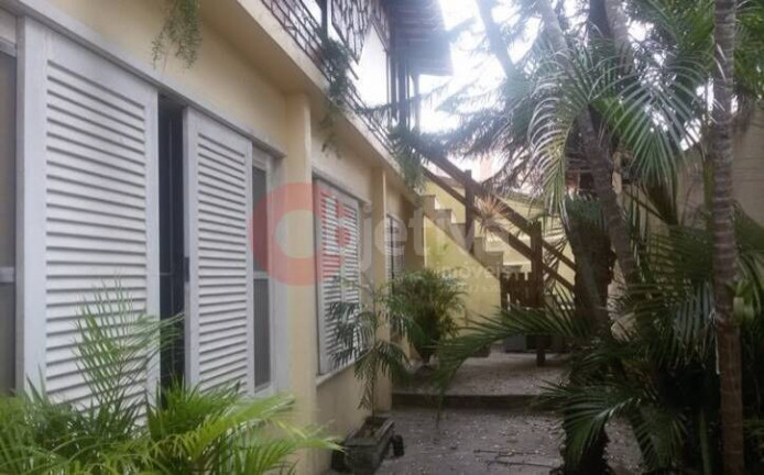Imagem Casa com 3 Quartos à Venda, 416 m² em Centro - Cabo Frio