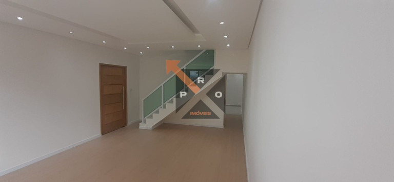 Imagem Casa com 3 Quartos à Venda, 250 m² em Vila Monumento - São Paulo
