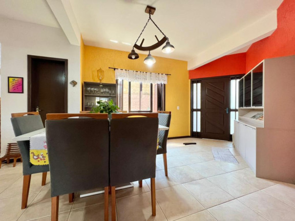 Imagem Sobrado com 4 Quartos à Venda, 380 m² em Jardim Beira Mar - Capao Da Canoa