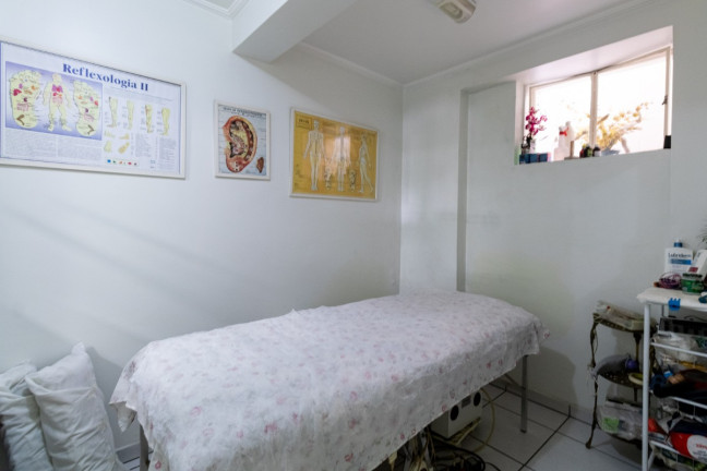 Imagem Casa com 2 Quartos à Venda, 143 m² em Cerqueira César - São Paulo