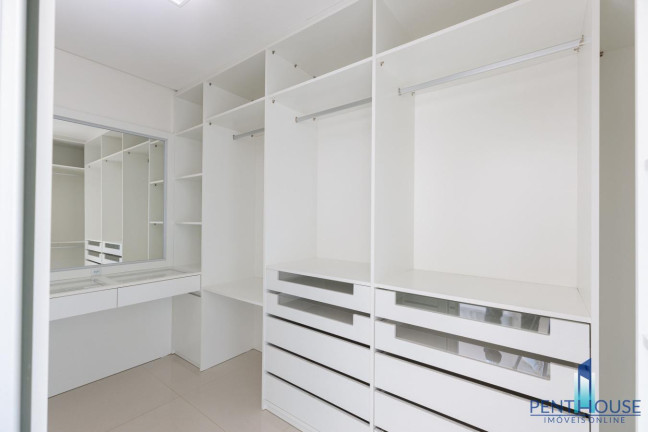 Imagem Apartamento com 4 Quartos à Venda, 167 m² em Centro - Balneário Camboriú Imagem Apartamento com 4 Quartos à Venda, 167 m² em Centro - Balneário Camboriú