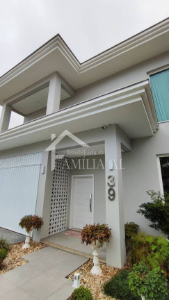 Imagem Casa com 3 Quartos à Venda, 320 m² em América - Joinville