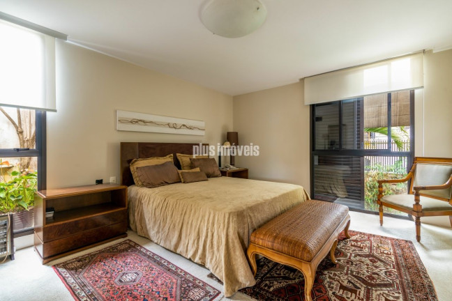 Imagem Casa com 4 Quartos à Venda, 885 m² em Pacaembu - São Paulo