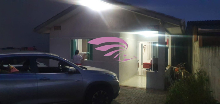 Imagem Casa com 3 Quartos à Venda, 55 m² em Piçarras - Guaratuba