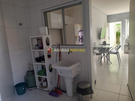 Imagem Imóvel com 2 Quartos à Venda, em Indaia - Bertioga Imagem Imóvel com 2 Quartos à Venda, em Indaia - Bertioga