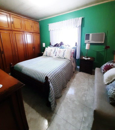 Imagem Sobrado com 3 Quartos à Venda, 230 m² em Caturrita - Santa Maria
