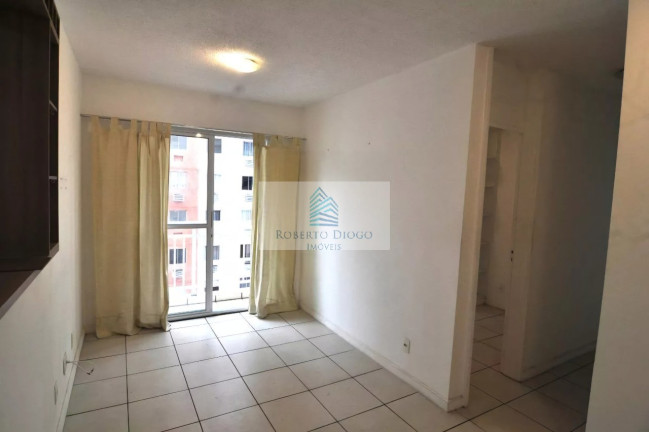 Imagem Imóvel com 2 Quartos à Venda, 46 m² em Camorim - Rio De Janeiro Imagem Imóvel com 2 Quartos à Venda, 46 m² em Camorim - Rio De Janeiro