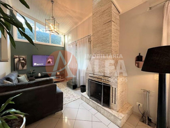 Imagem Casa com 4 Quartos à Venda, 828 m² em Vila Santo Antônio - Cotia Imagem Casa com 4 Quartos à Venda, 828 m² em Vila Santo Antônio - Cotia
