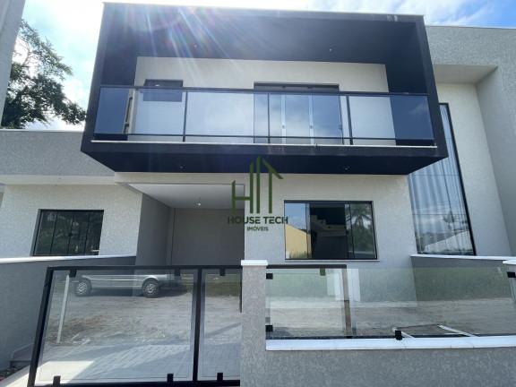 Sobrado com 3 Quartos à Venda, 132 m² em Itapoá - Itapoá