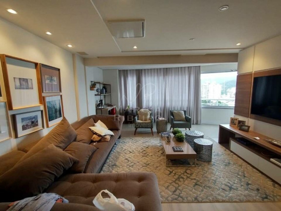 Imagem Cobertura com 3 Quartos à Venda, 250 m² em Trindade - Florianópolis