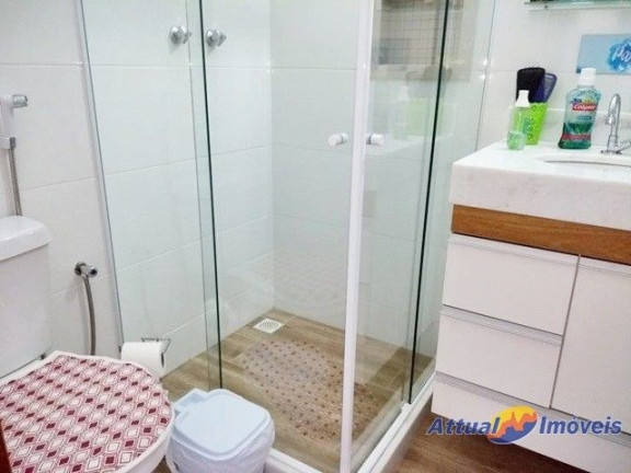 Imagem Casa com 2 Quartos à Venda, 65 m² em Meudon - Teresópolis
