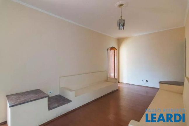 Imagem Sobrado com 3 Quartos à Venda, 512 m² em Vila Gilda - Santo André Imagem Sobrado com 3 Quartos à Venda, 512 m² em Vila Gilda - Santo André