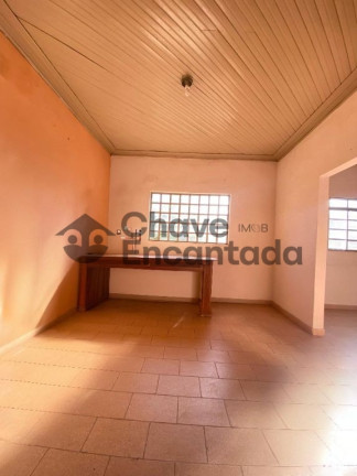 Imagem Casa com 2 Quartos à Venda, 460 m² em Vila Silvares - Birigui