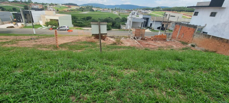 Terreno em Condomínio à Venda, 250 m² em Jacaré - Itupeva