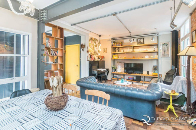 Imagem Apartamento com 2 Quartos à Venda, 83 m² em Moinhos De Vento - Porto Alegre Imagem Apartamento com 2 Quartos à Venda, 83 m² em Moinhos De Vento - Porto Alegre