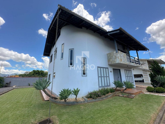 Casa com 3 Quartos à Venda, 226 m² em Rau - Jaraguá Do Sul