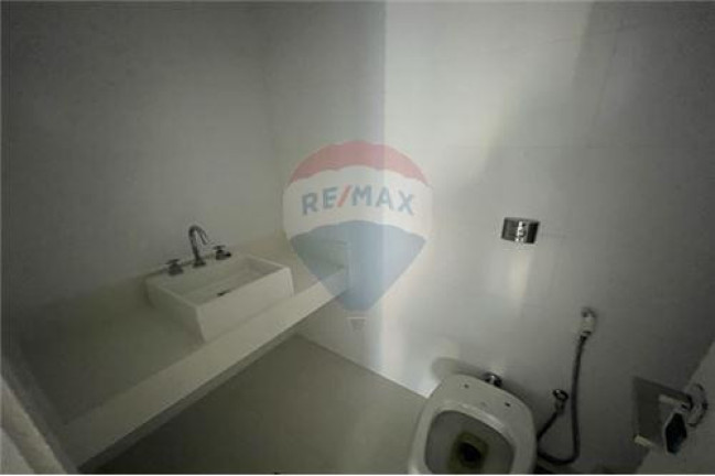 Imagem Casa de Condomínio com 5 Quartos à Venda, 360 m² em Barra Da Tijuca - Rio De Janeiro Imagem Casa de Condomínio com 5 Quartos à Venda, 360 m² em Barra Da Tijuca - Rio De Janeiro
