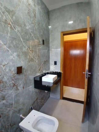Imagem Casa com 3 Quartos à Venda, 136 m² em Estância Jockey Clube - São José Do Rio Preto