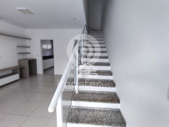 Imagem Casa com 3 Quartos à Venda, 90 m² em Lagoa Redonda - Fortaleza
