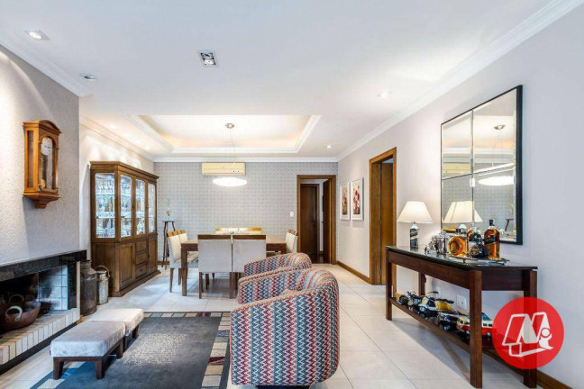 Imagem Apartamento com 3 Quartos à Venda, 201 m² em Vila Ipiranga - Porto Alegre