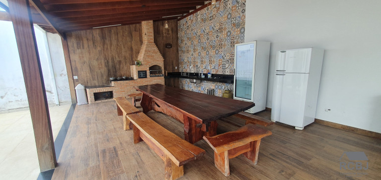 Imagem Sobrado com 4 Quartos à Venda, em Fernão Dias - Esmeraldas Imagem Sobrado com 4 Quartos à Venda, em Fernão Dias - Esmeraldas