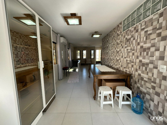 Imagem Casa com 2 Quartos à Venda, 205 m² em Passa Vinte - Palhoça